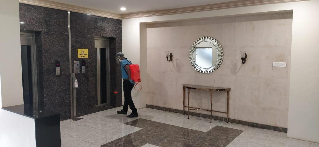 Hotel Grand Gayathri Khammam エクステリア 写真